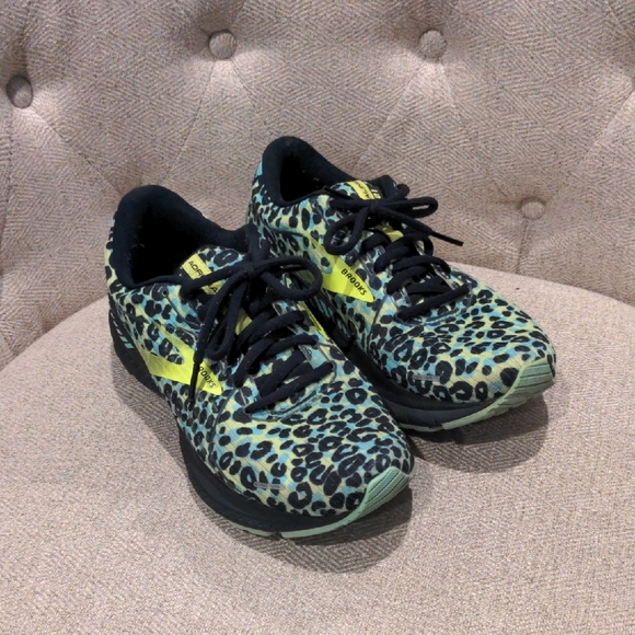 Brooks Shoes - Brooks Adrenaline GTS 21 Athletic Running Shoes Run Wild Leopard Print Women's 9